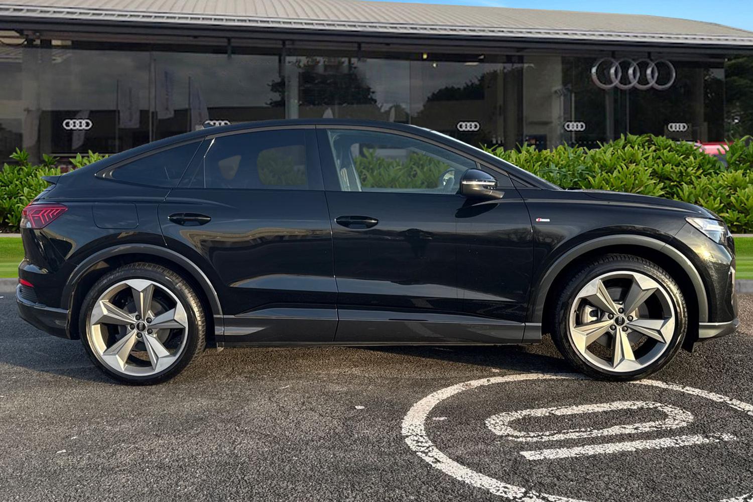 Used Audi Q4 e-tron 2025 for sale - 76711899: Photo 3