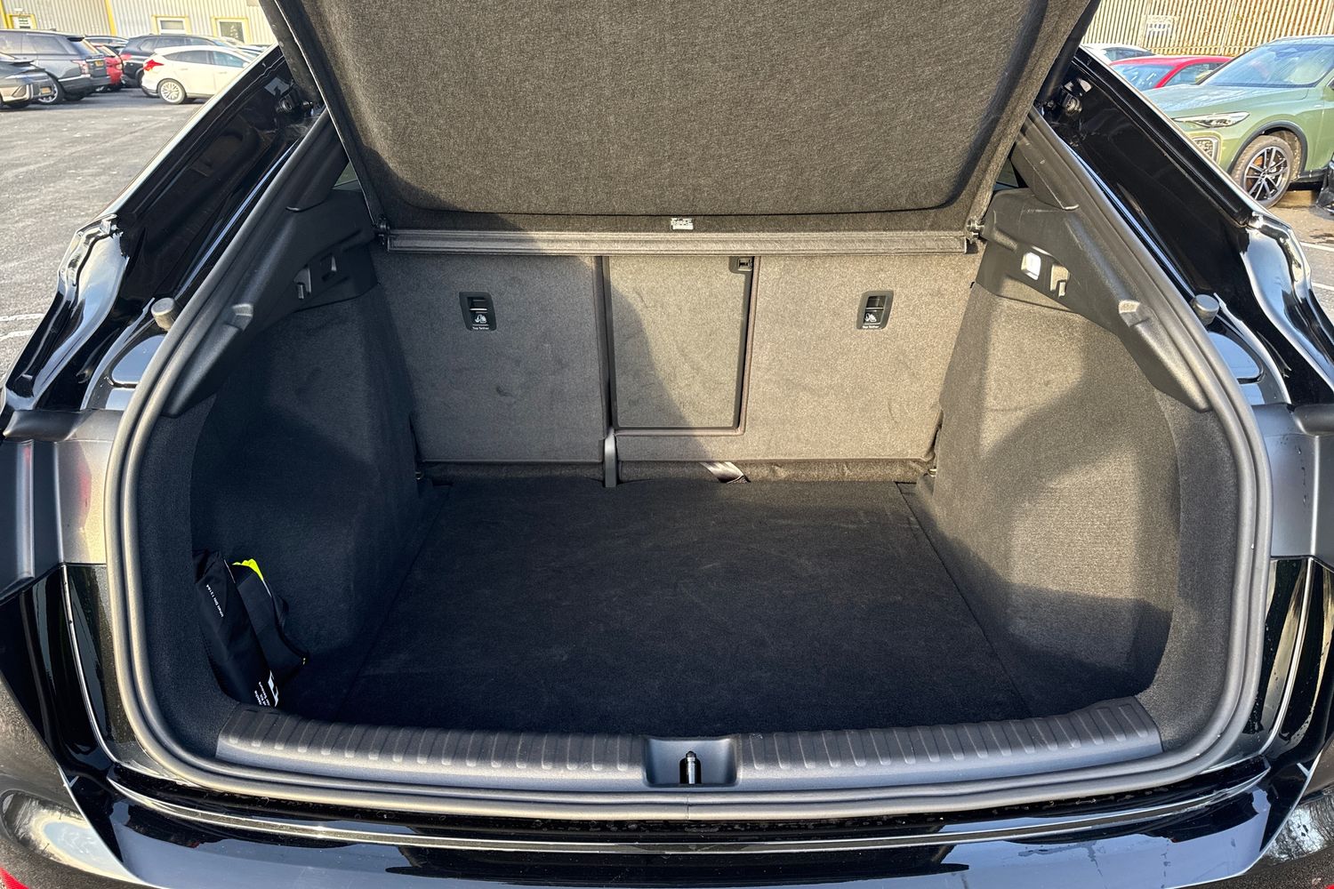 Used Audi Q4 e-tron 2025 for sale - 76711899: Photo 7