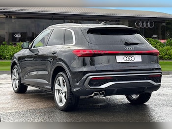 Used Audi Q5 2025 for sale - 76346600: Photo 2