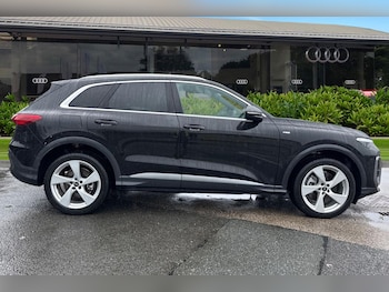 Used Audi Q5 2025 for sale - 76346600: Photo 3