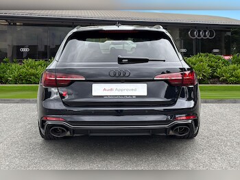 Used Audi RS4 Avant 2023 for sale - 75440613: Photo
