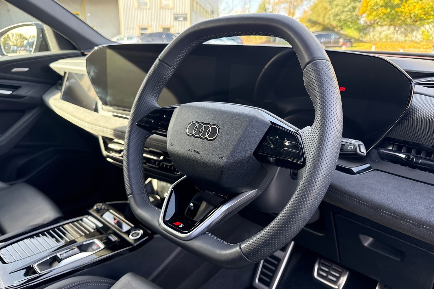 Used Audi Q6 e-tron 2024 for sale - 76411689: Photo 47