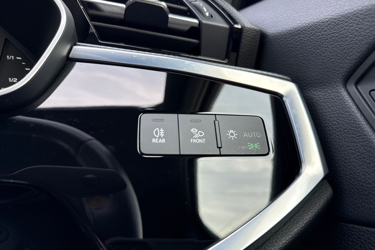 Used Audi Q3 2023 for sale - 77951776: Photo 40