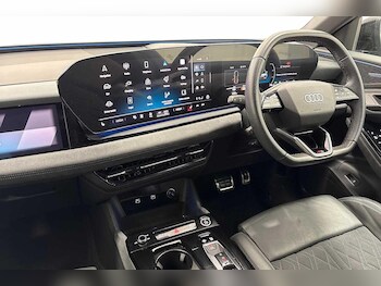 Used Audi Q6 e-tron 2024 for sale - 77680177: Photo