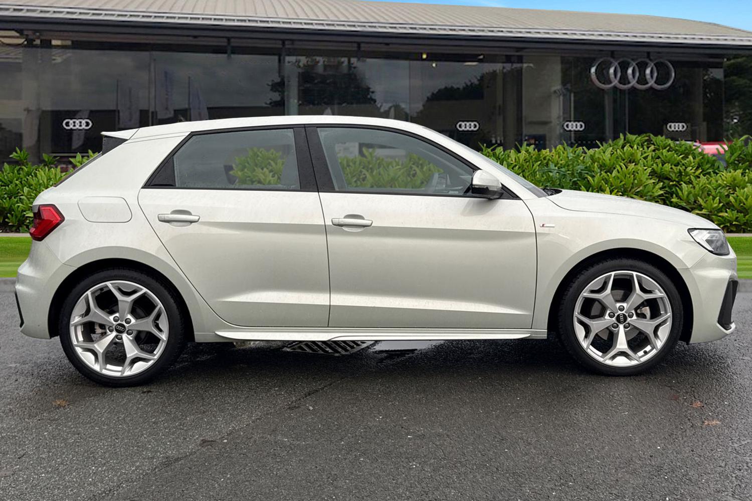 Used Audi A1 2023 for sale - 76469313: Photo 3