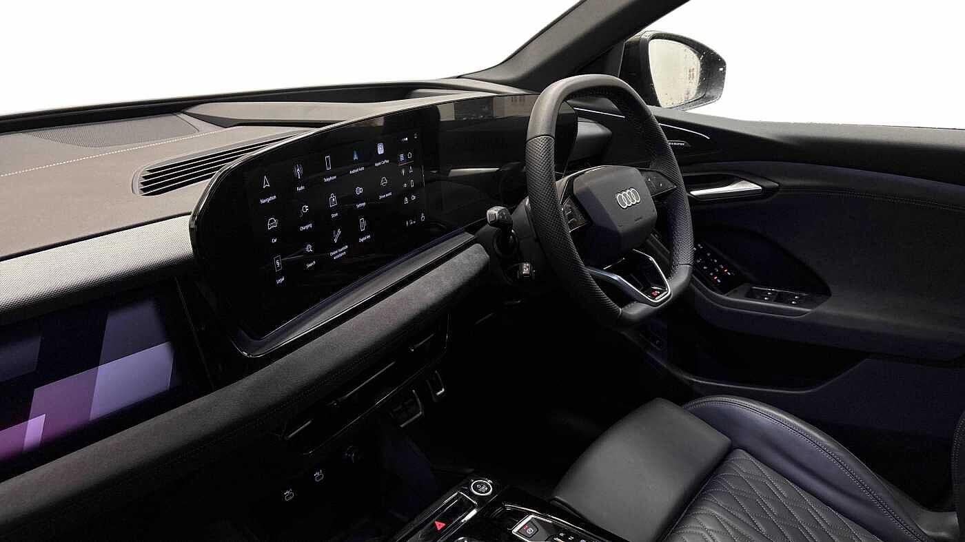 Used Audi Q6 e-tron 2025 for sale - 76558164: Photo 2