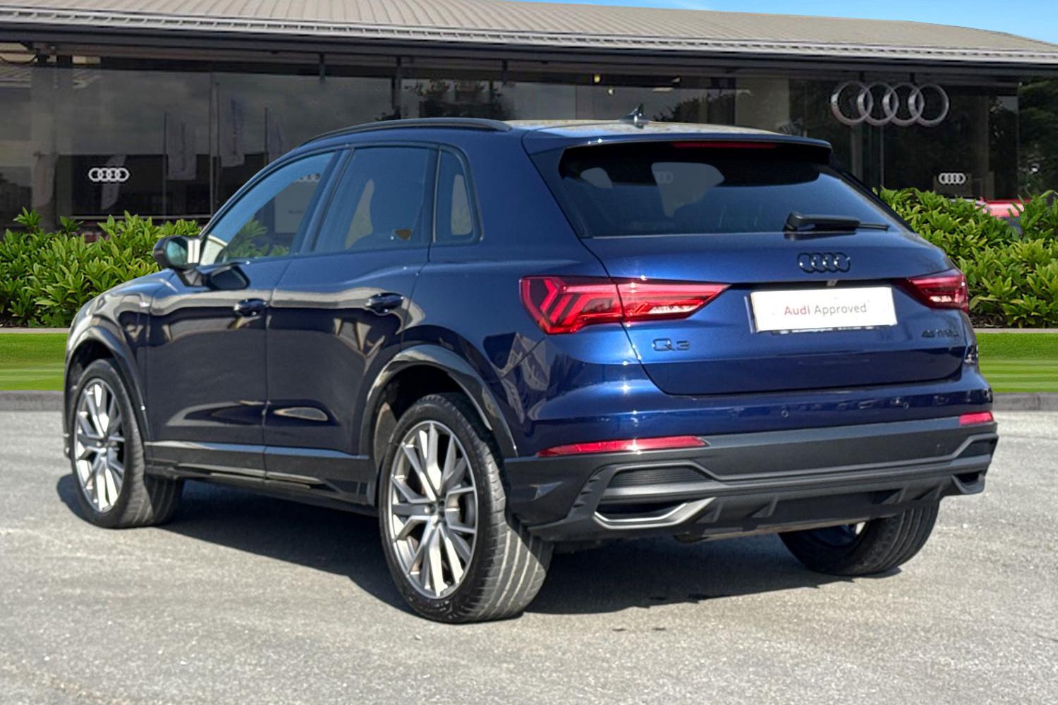 Used Audi Q3 2024 for sale - 78163402: Photo 2