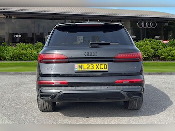 Used Audi Q7 2023 for sale - 77973481: Photo