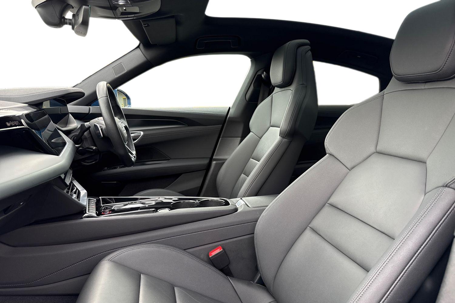 Used Audi e-tron GT 2022 for sale - 77829344: Photo 16