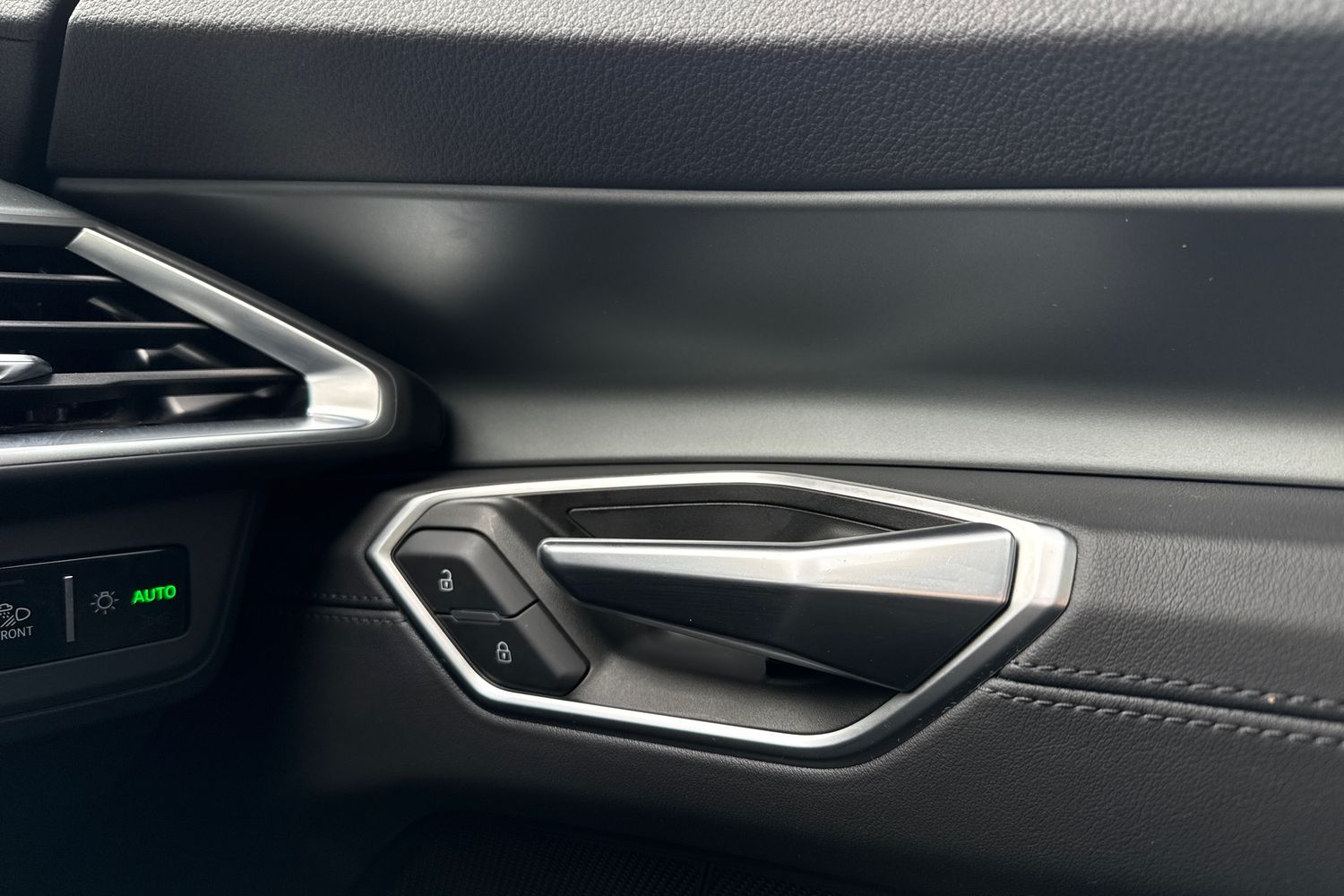 Used Audi e-tron GT 2022 for sale - 77829344: Photo 21