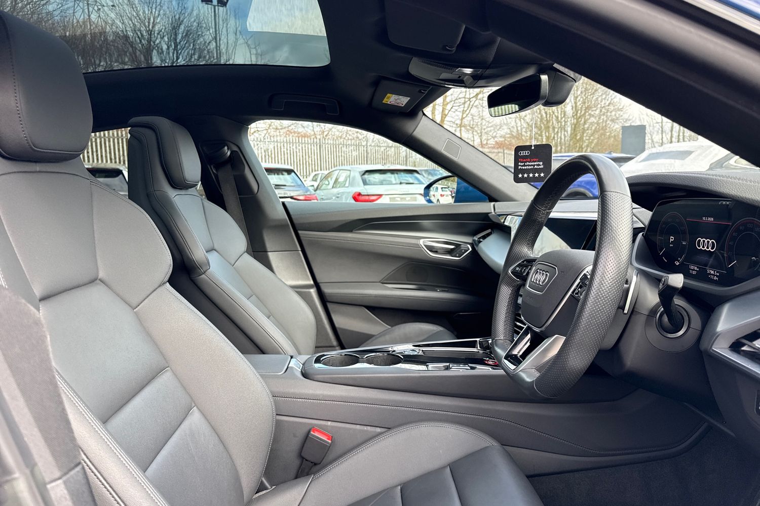 Used Audi e-tron GT 2022 for sale - 77829344: Photo 24