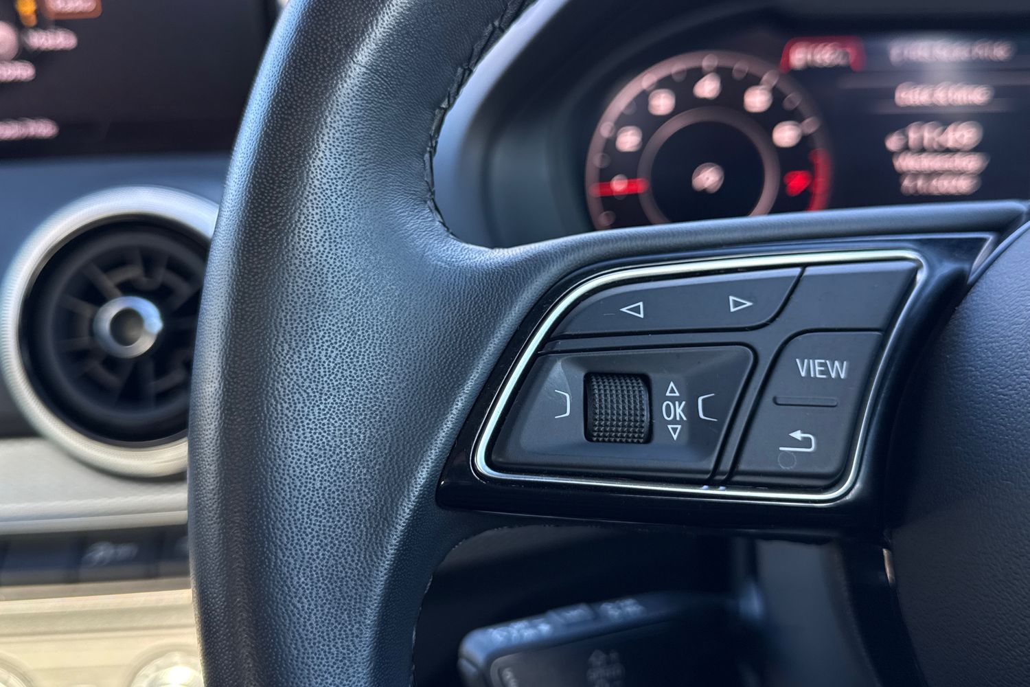 Used Audi Q2 2023 for sale - 77128874: Photo 33