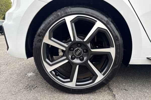 Used Audi A1 2023 for sale - 76250653: Photo 11