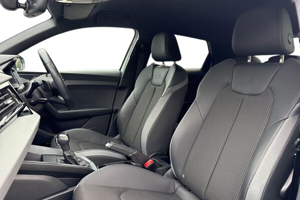 Used Audi A1 2023 for sale - 76250653: Photo 16