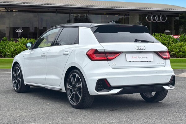 Used Audi A1 2023 for sale - 76250653: Photo 2