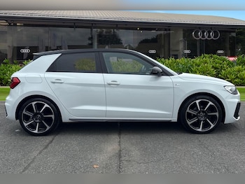 Used Audi A1 2023 for sale - 76250653: Photo