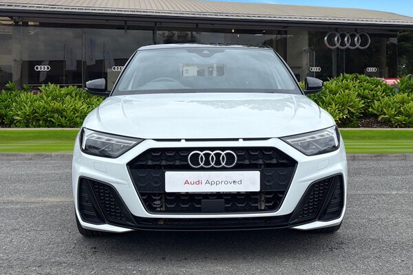 Used Audi A1 2023 for sale - 76250653: Photo 6