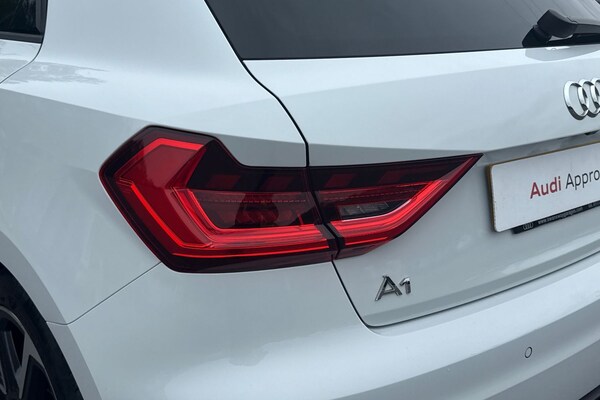 Used Audi A1 2023 for sale - 76250653: Photo 8