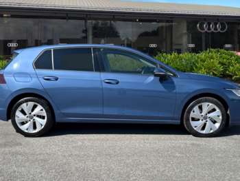 Used Volkswagen Golf 2024 for sale - 75344083: Photo