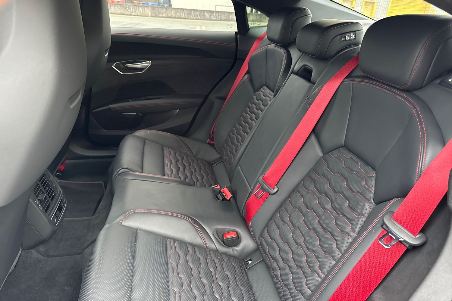 Used Audi RS e-tron GT 2023 for sale - 77773973: Photo 14