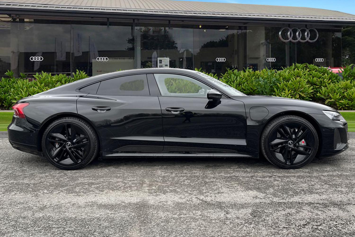 Used Audi RS e-tron GT 2023 for sale - 77773973: Photo 3