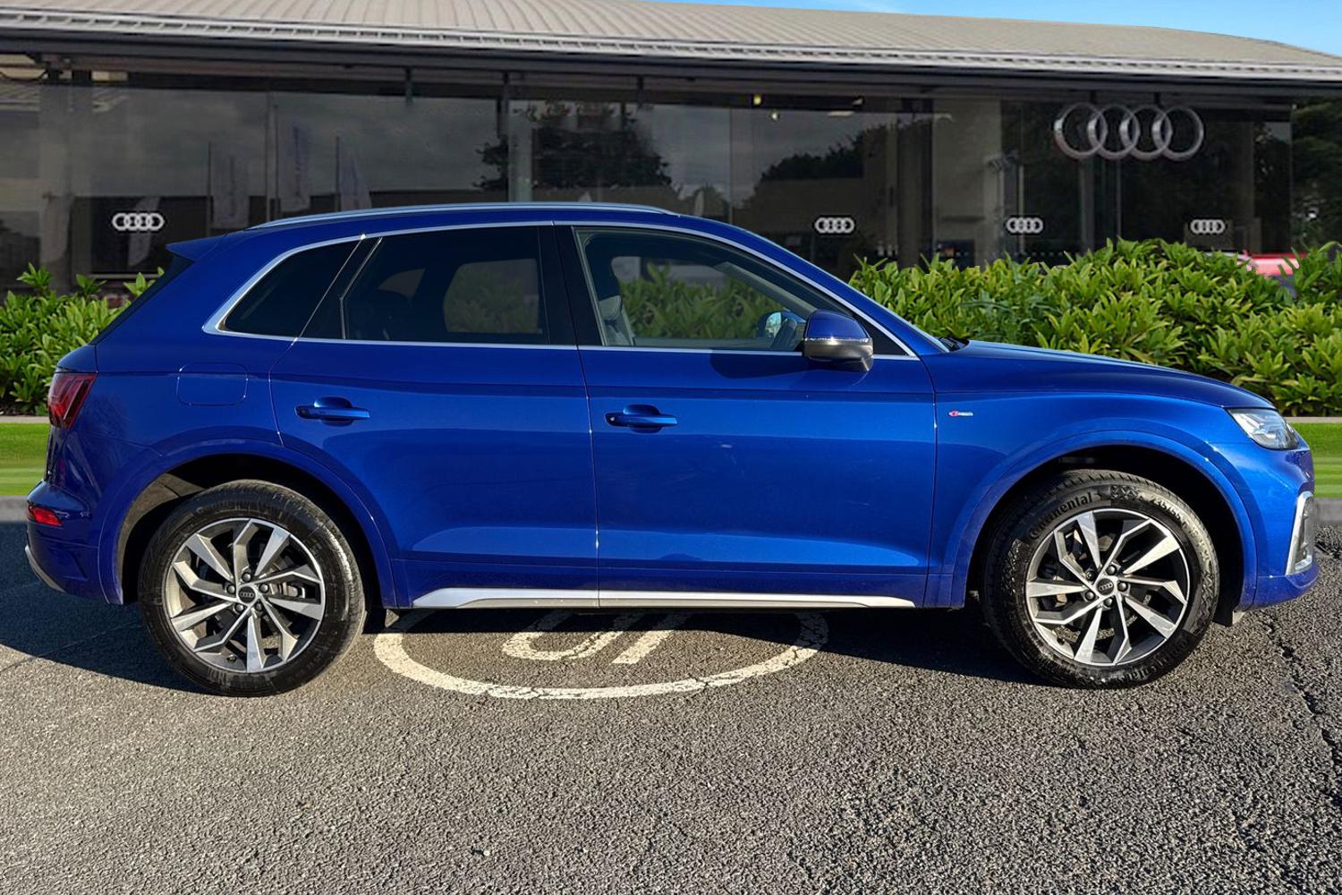 Used Audi Q5 2023 for sale - 76649235: Photo 3