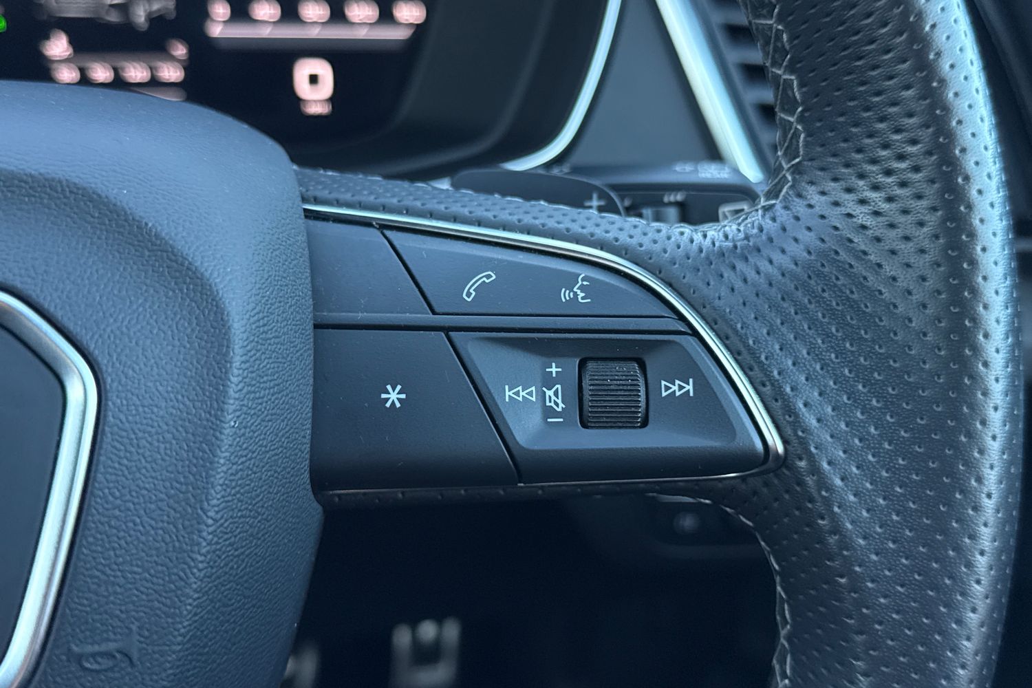 Used Audi Q5 2023 for sale - 76649235: Photo 50