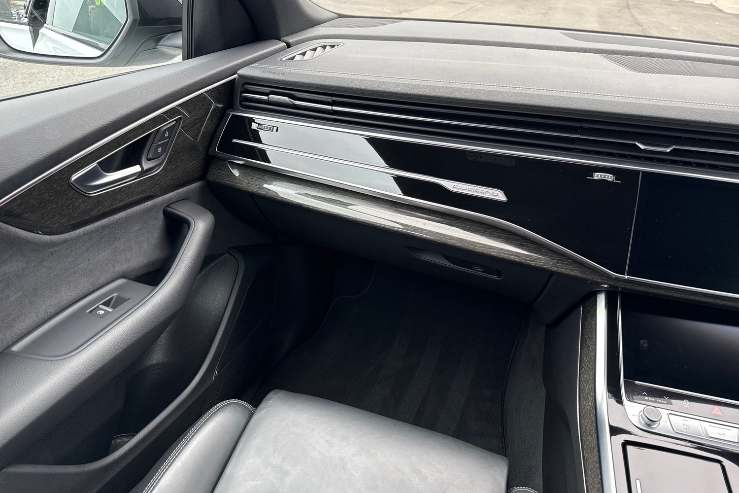 Used Audi Q8 2023 for sale - 77649239: Photo 20