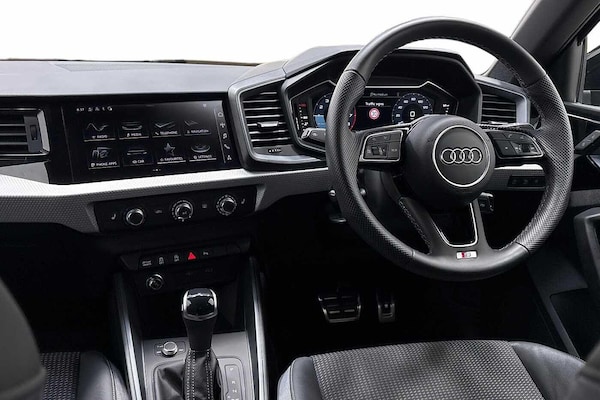 Used Audi A1 2025 for sale - 76250597: Photo 2