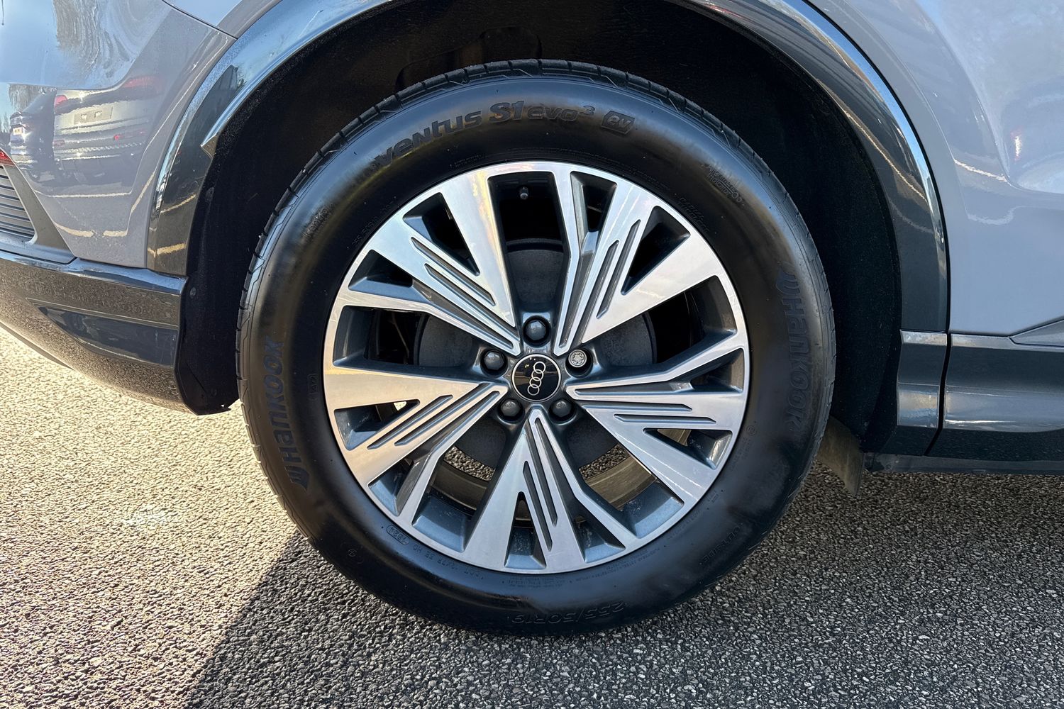 Used Audi Q4 e-tron 2024 for sale - 77733628: Photo 11