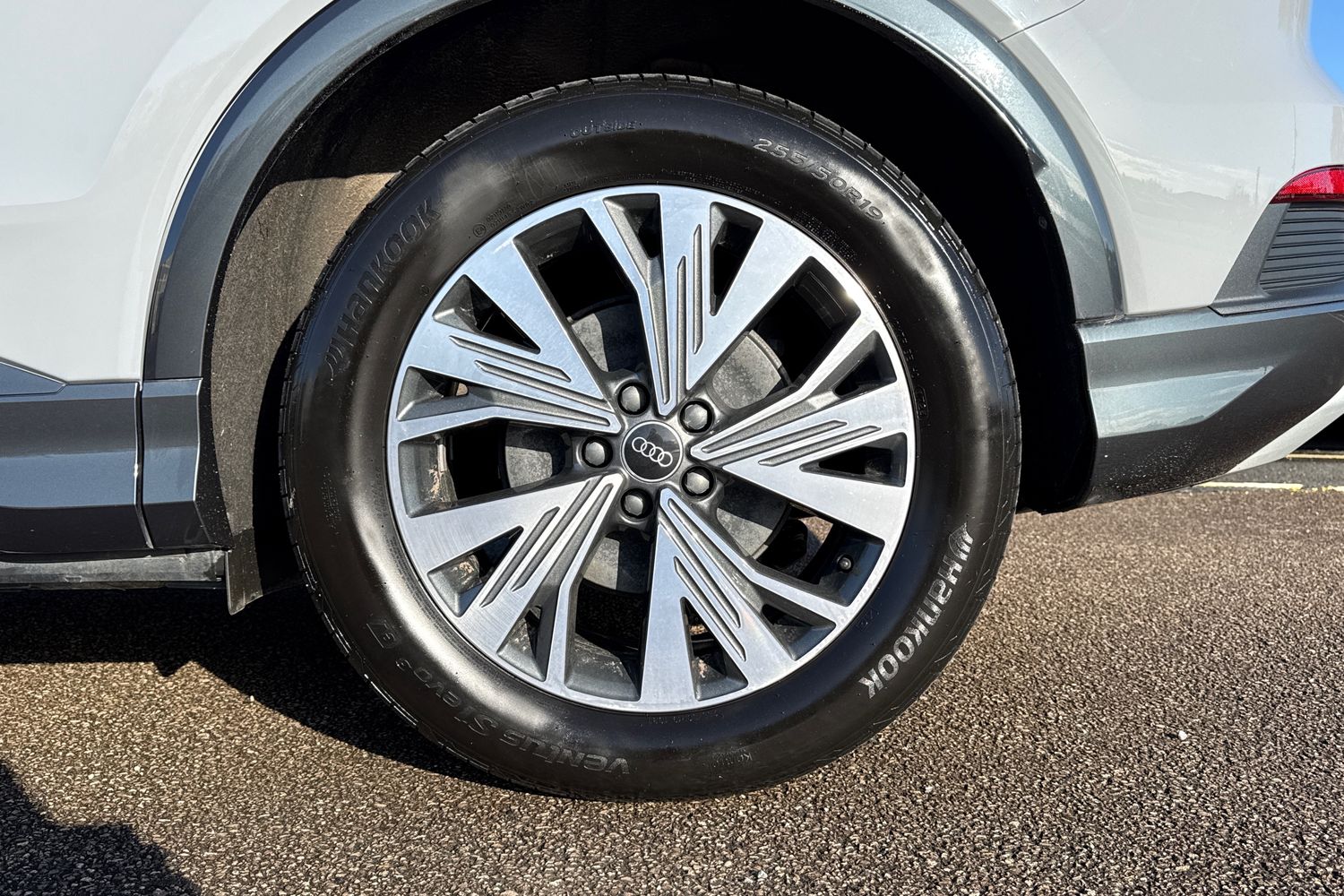 Used Audi Q4 e-tron 2024 for sale - 77733628: Photo 12