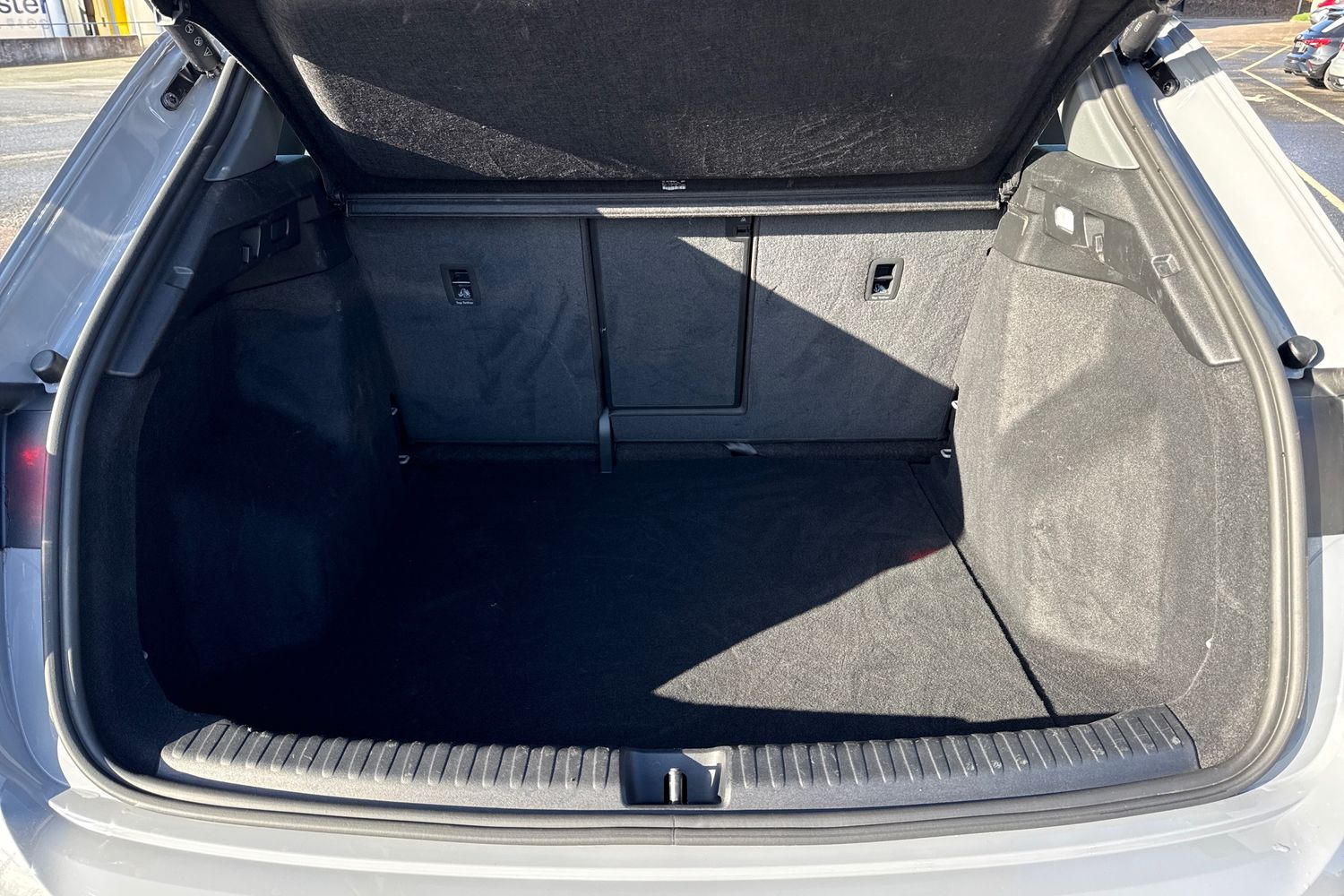 Used Audi Q4 e-tron 2024 for sale - 77733628: Photo 7