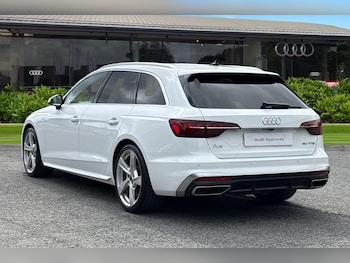 Used Audi A4 Avant 2024 for sale - 79121117: Photo