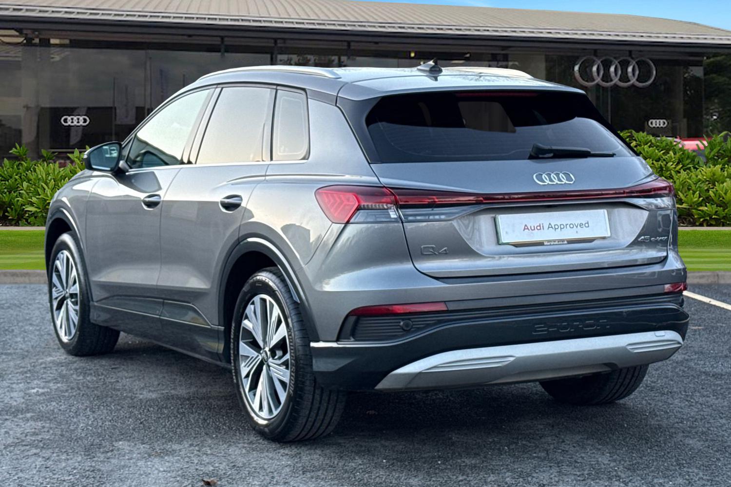 Used Audi Q4 e-tron 2024 for sale - 77135452: Photo 2