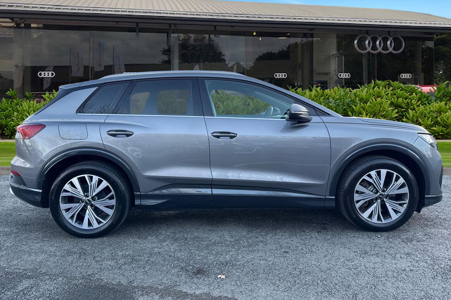 Used Audi Q4 e-tron 2024 for sale - 77135452: Photo 3