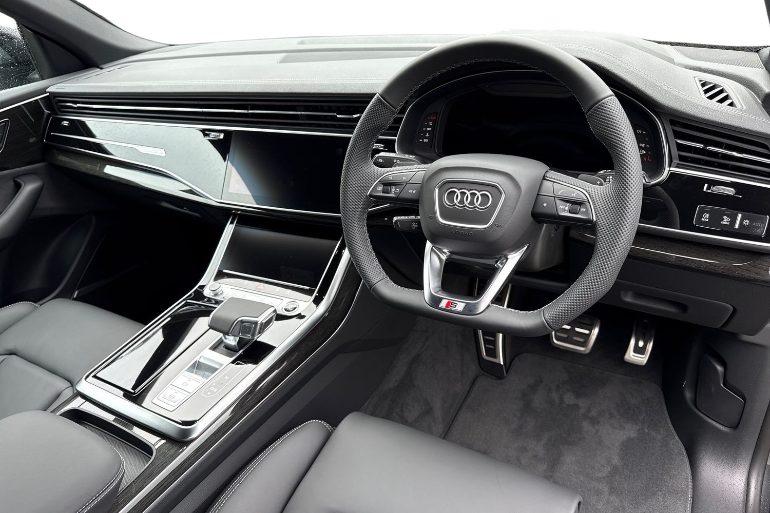 Used Audi Q8 2025 for sale - 76480914: Photo 13