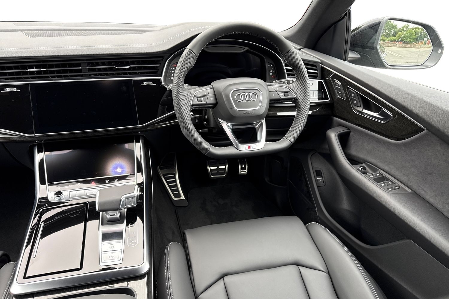 Used Audi Q8 2025 for sale - 76480914: Photo 17