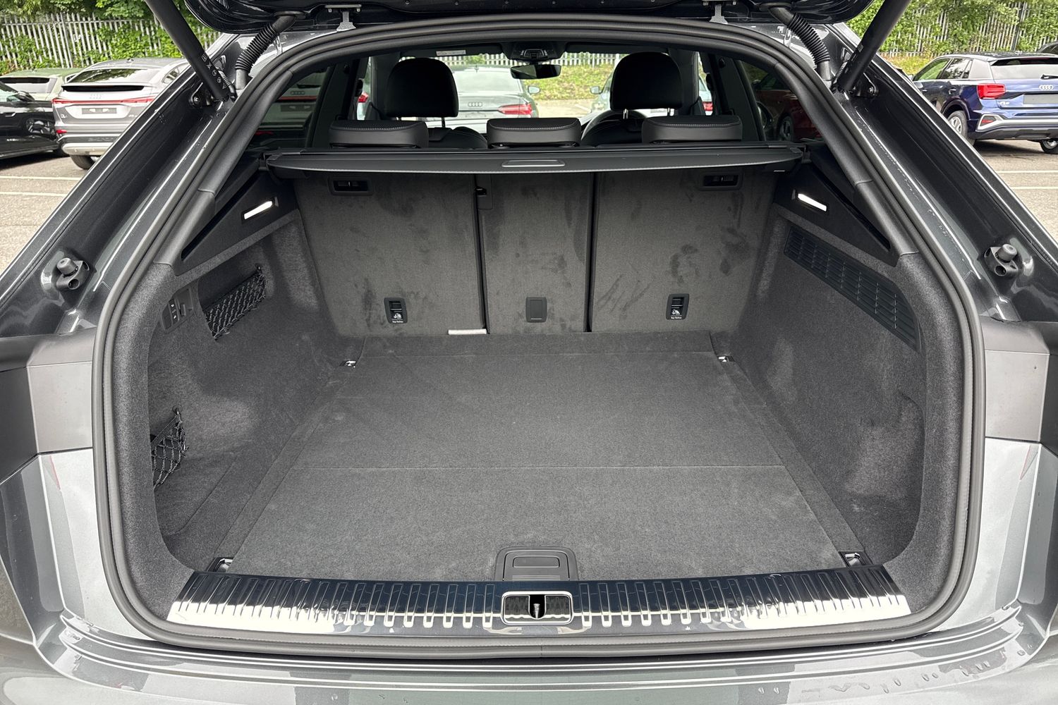 Used Audi Q8 2025 for sale - 76480914: Photo 6