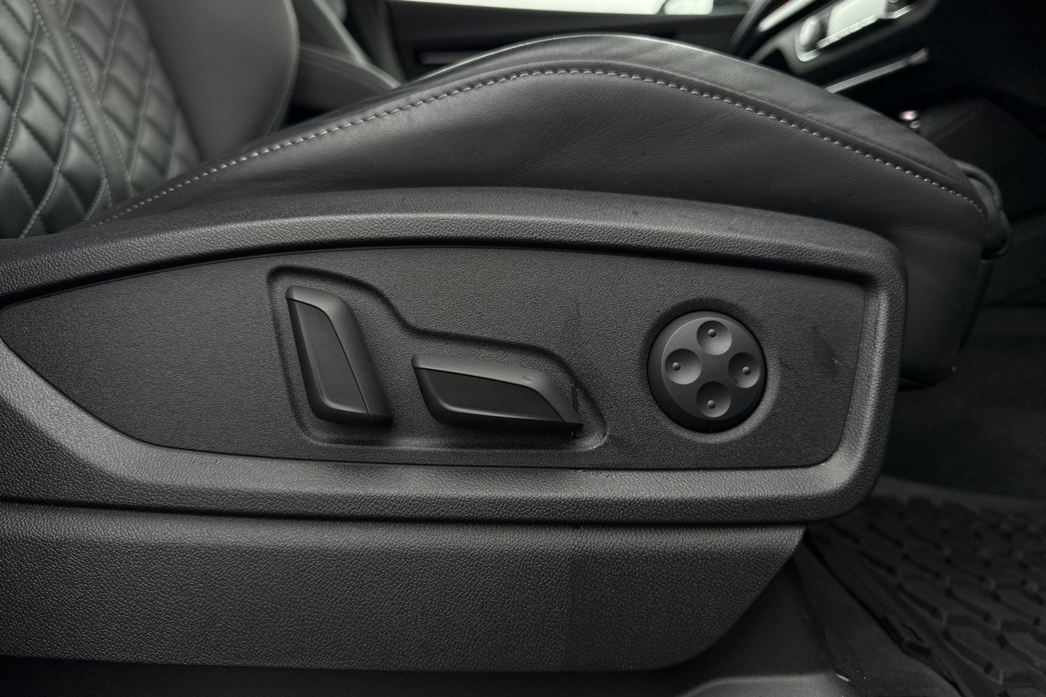 Used Audi Q5 2022 for sale - 77520335: Photo 32