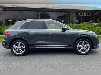 Used Audi Q3 2025 for sale - 76758378: Photo