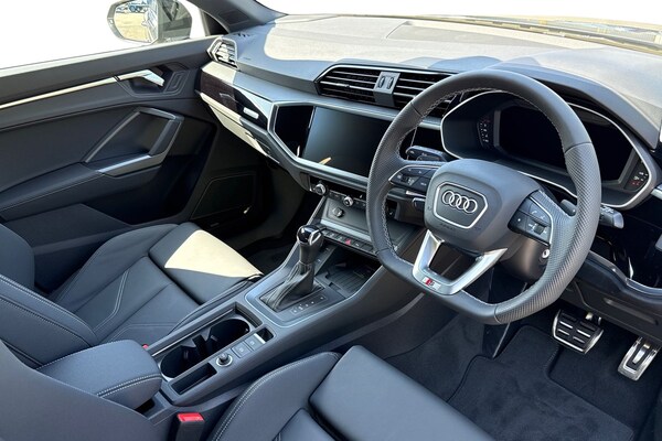 Used Audi Q3 2025 for sale - 76232598: Photo 13