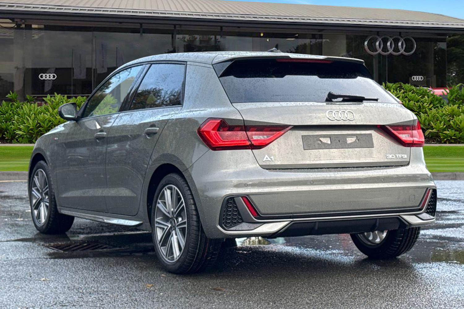 Used Audi A1 2025 for sale - 76320445: Photo 2