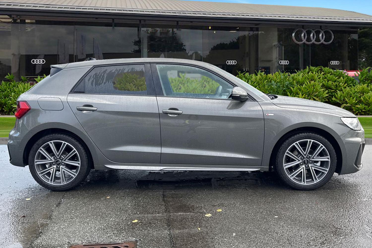 Used Audi A1 2025 for sale - 76320445: Photo 3