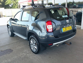 Used Dacia Duster 2017 for sale - 79124805: Photo