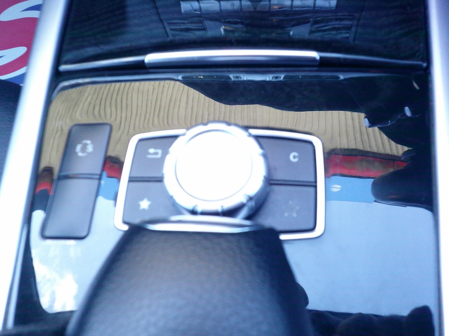 Used Mercedes-Benz E Class 2013 for sale - 77951053: Photo 23