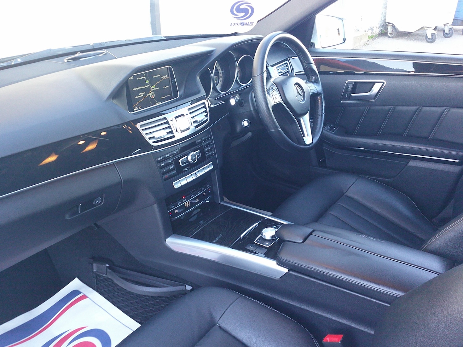 Used Mercedes-Benz E Class 2013 for sale - 77951053: Photo 5