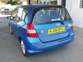 Used Honda Jazz 2006 for sale - 79165467: Photo