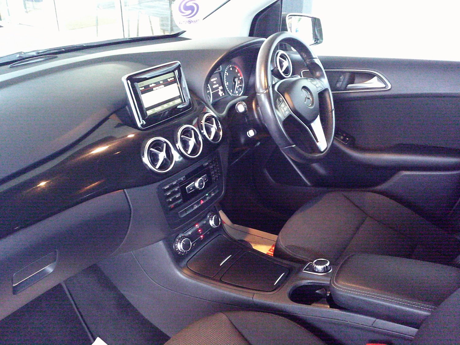 Used Mercedes-Benz B Class 2013 for sale - 76436441: Photo 5