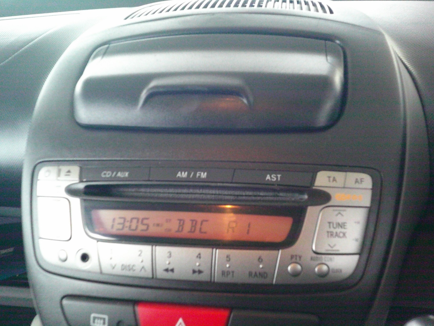 Used Toyota AYGO 2012 for sale - 76576975: Photo 20