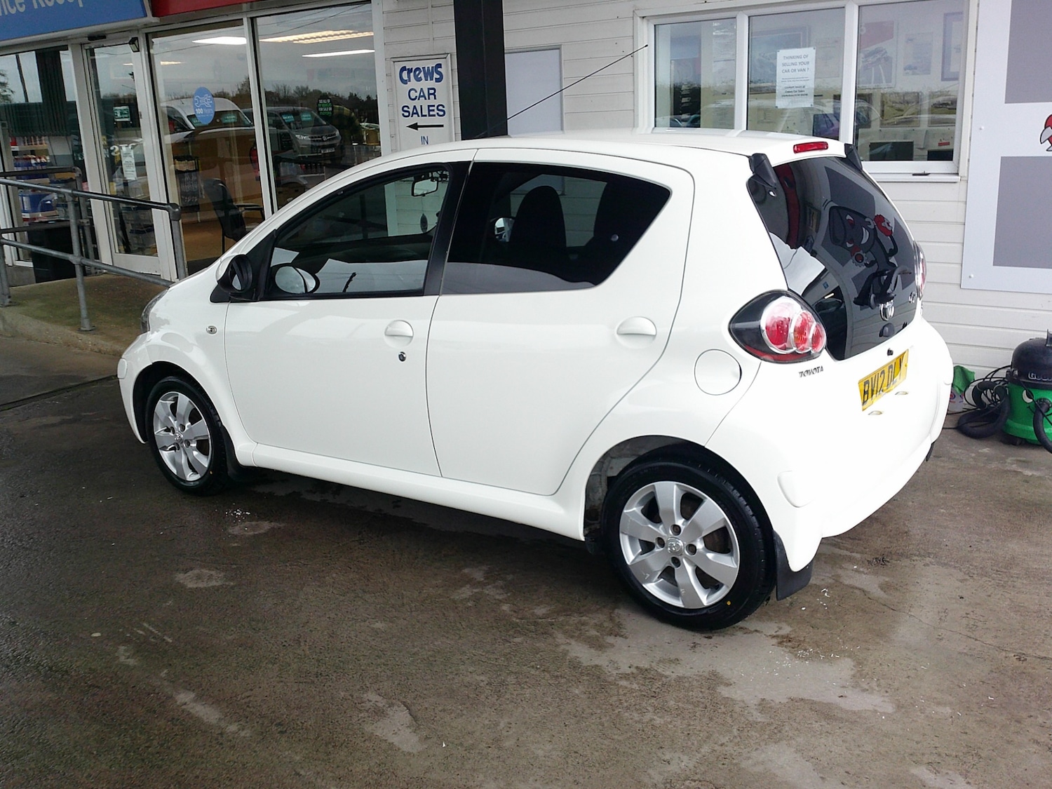 Used Toyota AYGO 2012 for sale - 76576975: Photo 3